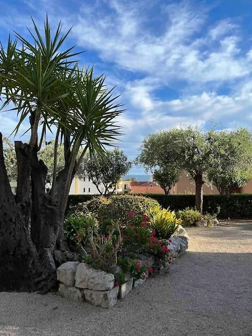 Nel Cuore Di Menton Garavan צרפת